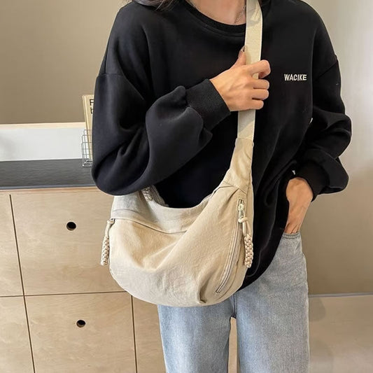 🔥🎒Dammode Enfärgad Nylon Crossbody-Väska/🔥🎒Women's Fashion Plain Color Nylon Crossbody Bag