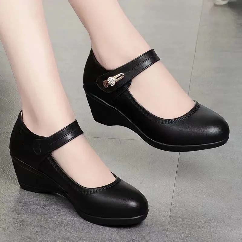 👠Nya Vår- Och Höstskor Med Mjuka, Halkfria Kilklackar För Medelålders Och Äldre Personer✨