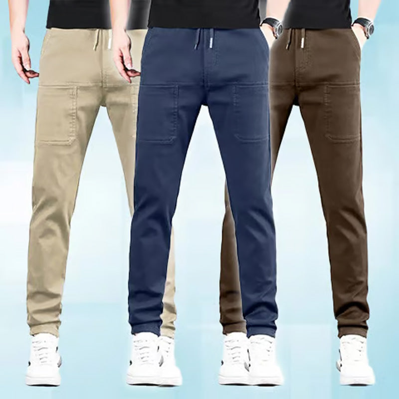 Slitesterk Cargo-bukse med hög stretch i flera fickor/Durable cargo pants with high stretch and multiple pockets