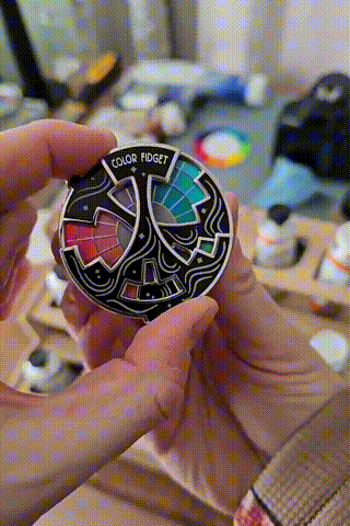 🌈Färgad Fidget Emaljnål (✨Ett Hjul med Tjugo Nyanser)